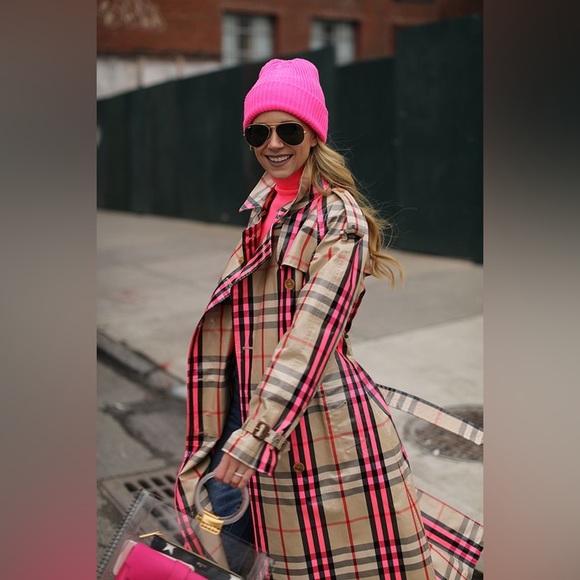 NWT $3690 Burberry Laminated Cotton-blend Gabardine Trench Coat In Pink Multi - Picture 10 of 13